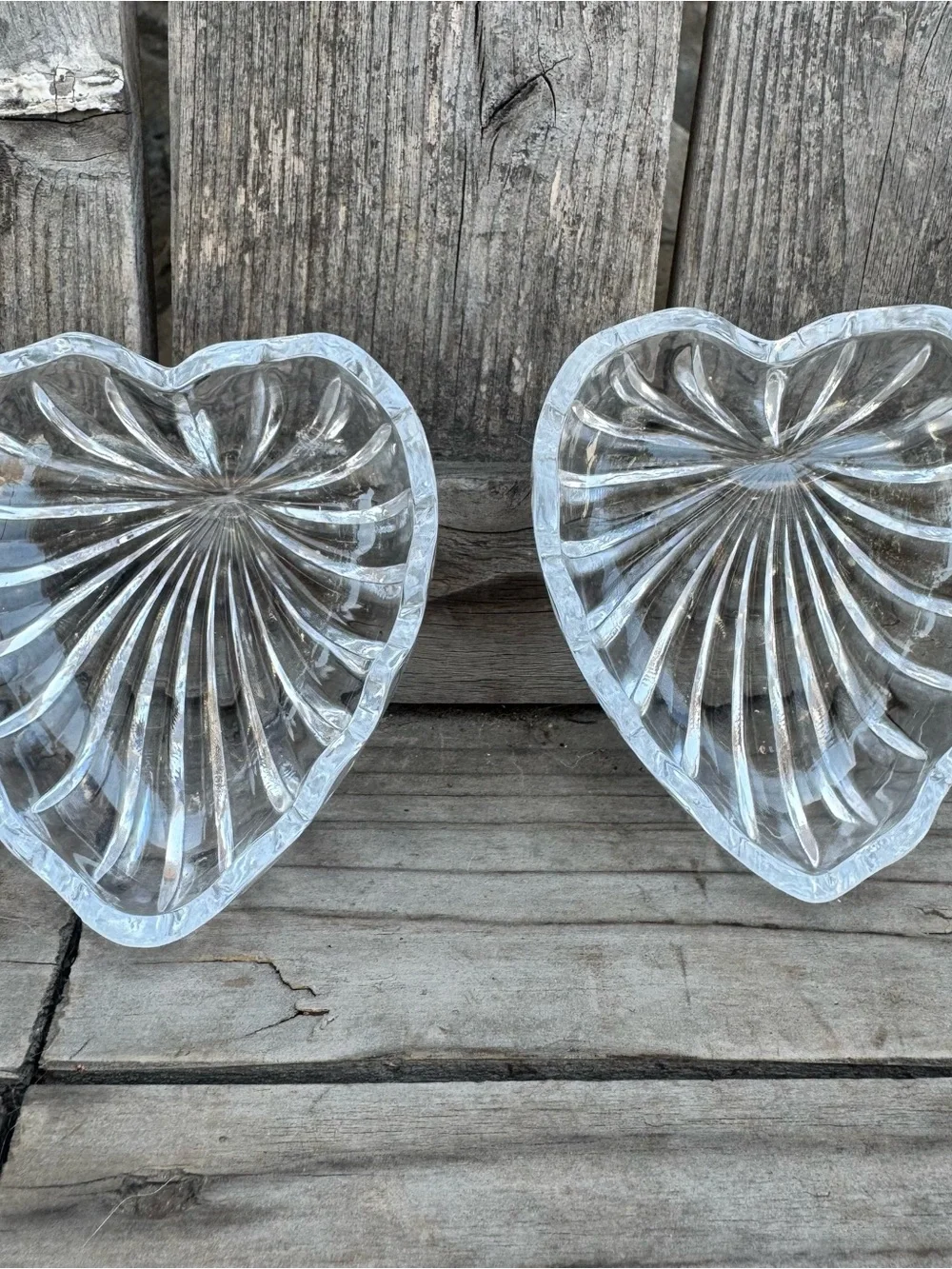 Gorgeous Vintage Heart Crystal Trinket Jewelry Box